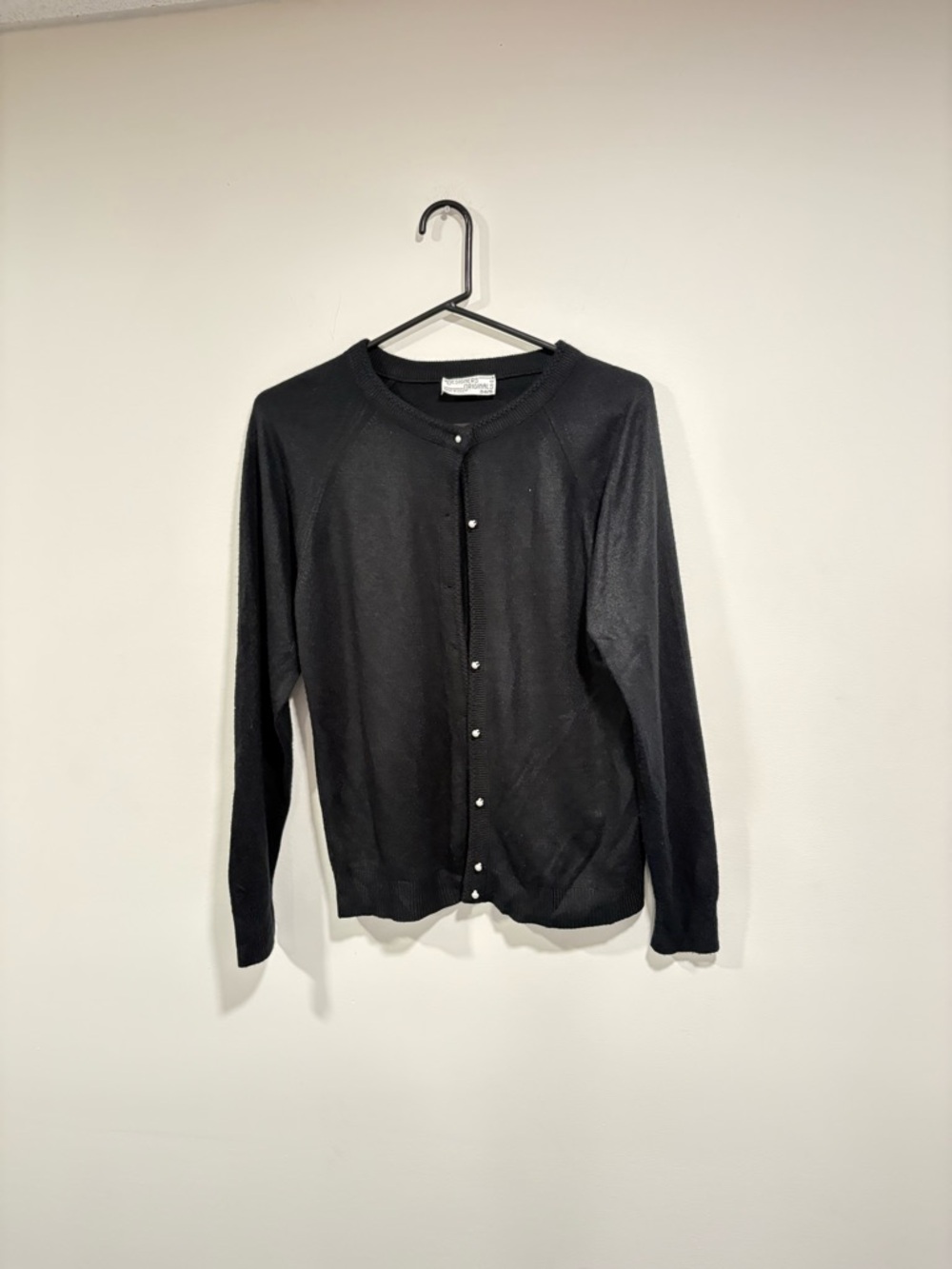 Designers Originals Black unisex Button-Front Cardigan with Pearlescent Buttons